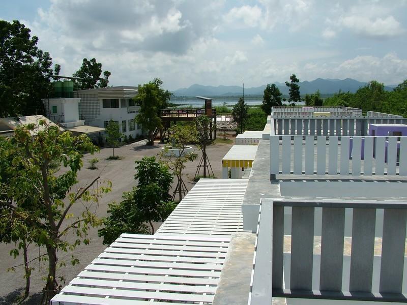 Lake Scene Resort Ratchaburi Екстериор снимка